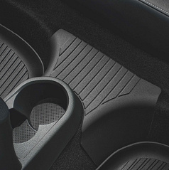 Originaler Ganzjahresteppich durch den Tunnel Škoda Rapid 2015-20