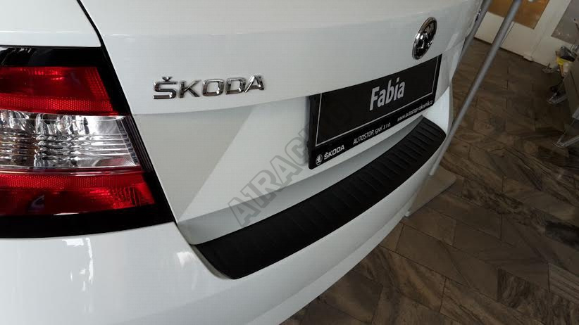 Stoßstangenschutz hinten schwarz Basic KI-R Škoda Fabia III htb