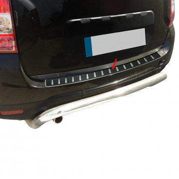 Heckstoßstangenabdeckung aus Edelstahl + Carbonfolie Dacia Duster 2010-18