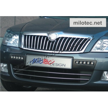 Hella LED-Tagfahrlicht mit schwarzen ABS/ASA-Kunststoffabdeckungen, Octavia II. Facelift