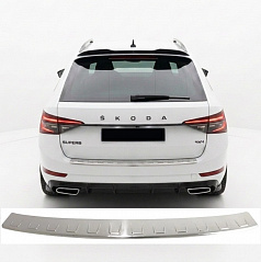 Gebürstete Edelstahl-Abdeckung für die hintere Stoßstange Škoda Superb III Combi 2015–2024