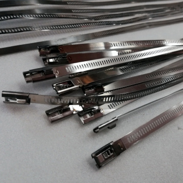 Thermo-Tec Spannklammern aus Edelstahl für Thermoband Thermo-Tec Spannklammern aus Edelstahl für Thermoband