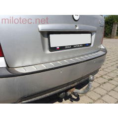 Fünfte Türschwelle mit Vorsprüngen, ABS-Silber, Škoda Octavia I Limousine