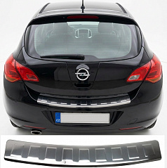Polierte Edelstahl-Abdeckung der oberen Kante der hinteren Stoßstange Opel Astra J HTB 2009-2015