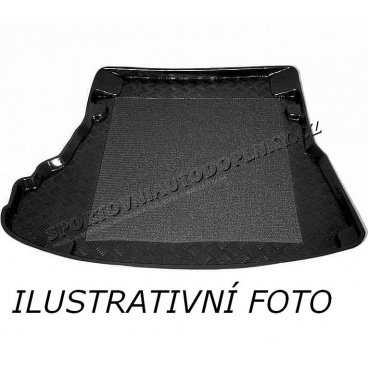 Ford Escort Vans im Kofferraum inkl. Antirutschmatten