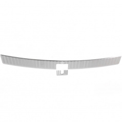 Edelstahl-Bodenabdeckung der Ladekante im Kofferraum des Škoda Kodiaq 2017+