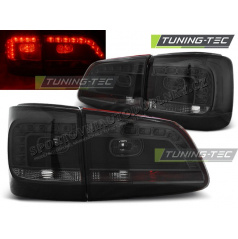 VW Touran II 08.2010 – LED-Rauchscheinwerfer hinten