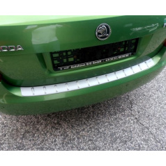 Fünfte Türschwelle mit Vorsprüngen, Silber matt – Škoda Fabia II. Limousine / RS-Limousine 2007-2014