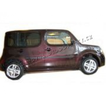 Nissan Cube II, 2009–2011, Türseitenschutz