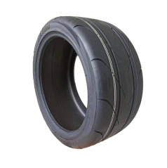 Zeknova JR 500 265/35 R18 Reifen