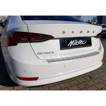 Škoda Octavia 4 2020+ Fünfte Einstiegsleiste mit Vorsprüngen in Silber Škoda Octavia 4 2020+ Fünfte Einstiegsleiste mit Vorsprüngen in Silber