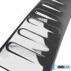 Schwarze Heckstoßstangenabdeckung aus Edelstahl Omtec Dacia Duster 2010-18