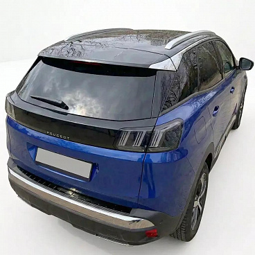 Schwarze Edelstahl-Abdeckung der oberen Kante der hinteren Stoßstange Peugeot 3008-2016-23 Schwarze Edelstahl-Abdeckung der oberen Kante der hinteren Stoßstange Peugeot 3008-2016-23