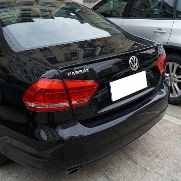 Heckspoiler Gloss Black für VW Passat B7 Limousine (2010–2015)