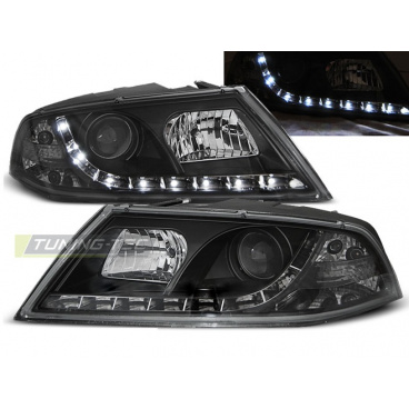 Skoda Octavia 2 03.2004–08 Tageslichtschwarze klare Frontleuchten Skoda Octavia 2 03.2004–08 Tageslichtschwarze klare Frontleuchten