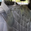 Transportbox für Tiere und Sitzschutzbezug 2 in 1