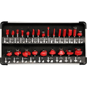 Set mit 24 Holzschneidern