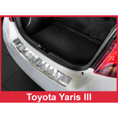 Edelstahlabdeckung - Schwellenschutz für die hintere Stoßstange Toyota Yaris III 2014-19