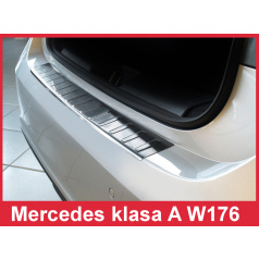 Edelstahlabdeckung zum Schutz der Schwelle der hinteren Stoßstange Mercedes AW 176 2012+