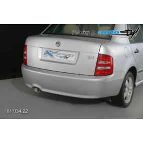 Skoda Fabia Spoiler unter der Rückseite. Limousine/Kombi-Stoßstange