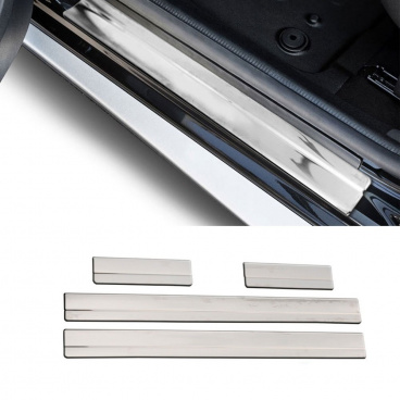 Einstiegsleisten aus Edelstahl Toyota RAV4 2013+ Einstiegsleisten aus Edelstahl Toyota RAV4 2013+
