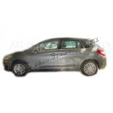 Citroen C4, 2010-, seitliche Schutzleisten der Türen