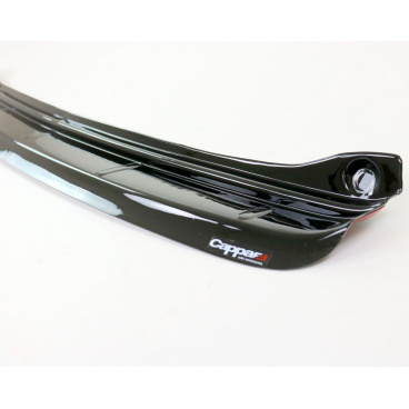 Omtec D glänzend schwarze Kunststoff-Heckstoßstangenabdeckung. Lodges