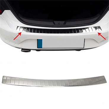Polierte Edelstahl-Abdeckung der oberen Kante der hinteren Stoßstange Renault Megane IV 2016-24 Polierte Edelstahl-Abdeckung der oberen Kante der hinteren Stoßstange Renault Megane IV 2016-24