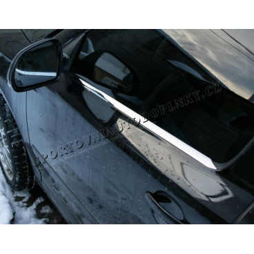Škoda Octavia II Limousine 04-12 – untere Fensterleisten aus EDELSTAHL, verchromt – OMSA LINE