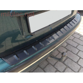 Fünfte Türschwelle mit Vorsprüngen, 3D Carbonstyle – Škoda Fabia I. Kombi/Limousine 2000–2007