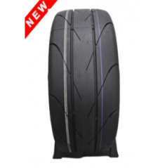 Zeknova JR 800 265/35 R18 Reifen