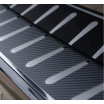Edelstahl/Carbon-Heckstoßstangenkantenabdeckung Toyota RAV4 2018–2023