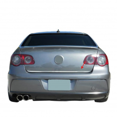 Edelstahlstreifen unter dem Nummernschild Omec VW Passat 2005-2010 Limousine