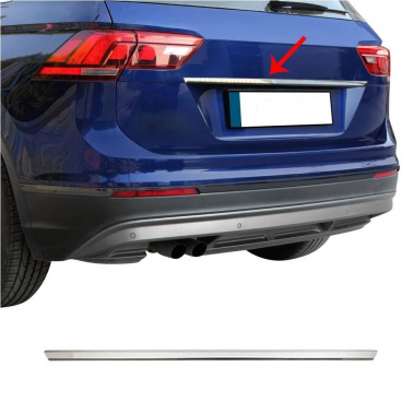 Chromleiste aus Edelstahl über dem Nummernschild des VW TIGUAN II 2016+ Chromleiste aus Edelstahl über dem Nummernschild des VW TIGUAN II 2016+