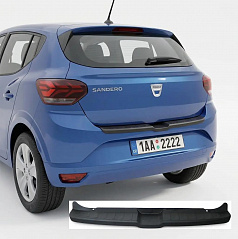 Kunststoffabdeckung der oberen Kante der hinteren Stoßstange Dacia Sandero HB 5D DJF 2020+