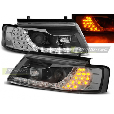 VW Passat B5 11.96-08.00 klare Frontleuchten, Tageslichtschwarz VW Passat B5 11.96-08.00 klare Frontleuchten, Tageslichtschwarz