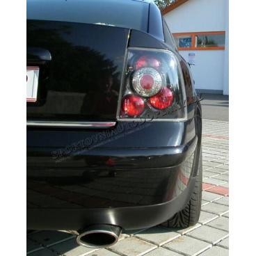 Volkswagen Passat 3B 97-00 – Edelstahl-Chromleiste unter dem Nummernschild – OMSA LINE Volkswagen Passat 3B 97-00 – Edelstahl-Chromleiste unter dem Nummernschild – OMSA LINE