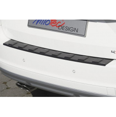 Fünfte Einstiegsleiste mit Vorsprüngen, glänzend schwarzer „Klavierlack“ – Škoda Yeti Outdoor Facelift vonv. 2013