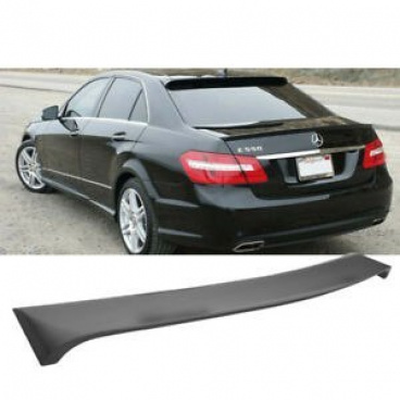 Heckflügel für die Kofferraumkante Mercedes E W212 2009-16 LR STYLE