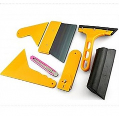 Set aus Messern und Rakeln zum Anbringen von Folien und Aufklebern