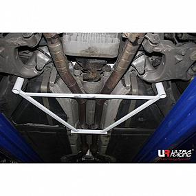 BMW M5 E60 05-10 UltraRacing 4-Punkt-Heck-Unterbodenstrebe
