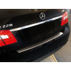 Edelstahlabdeckung zum Schutz der Schwelle der hinteren Stoßstange Mercedes EW 212 2009-13
