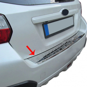 Polierte Edelstahlabdeckung der Ladekante im Kofferraum des Subaru XV 2012-18 Polierte Edelstahlabdeckung der Ladekante im Kofferraum des Subaru XV 2012-18