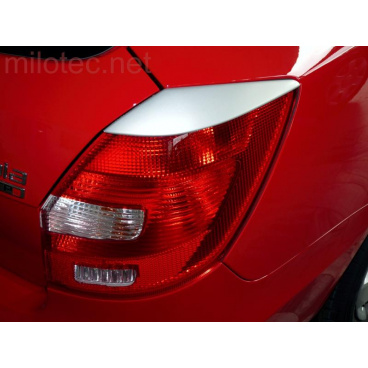 Rückleuchtenabdeckungen Milotec ABS silber Škoda Fabia II Rückleuchtenabdeckungen Milotec ABS silber Škoda Fabia II