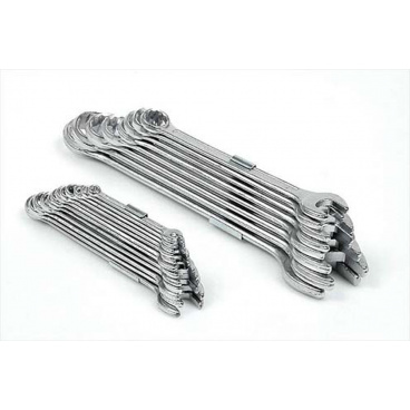 Satz mit 20 Steckschlüsseln 6-32 mm Clip