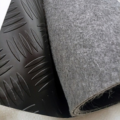 Rutschfeste, schwarze Gummimatte mit Schachbrettmuster, 300 x 200 cm