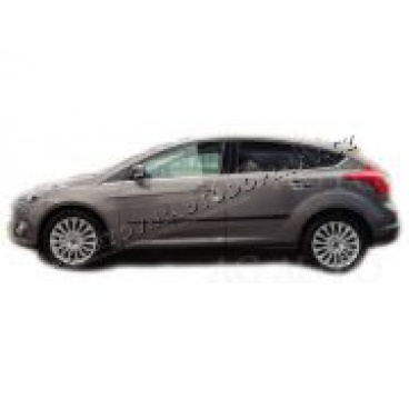 Ford Focus 2011-, 5 Türen., türseitige Schutzstreifen