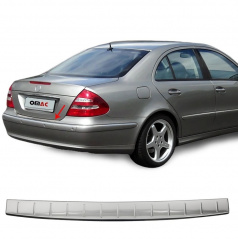 Edelstahlabdeckung der Oberkante der hinteren Stoßstange Mercedes E-Klasse W211 Limousine 2003-2009